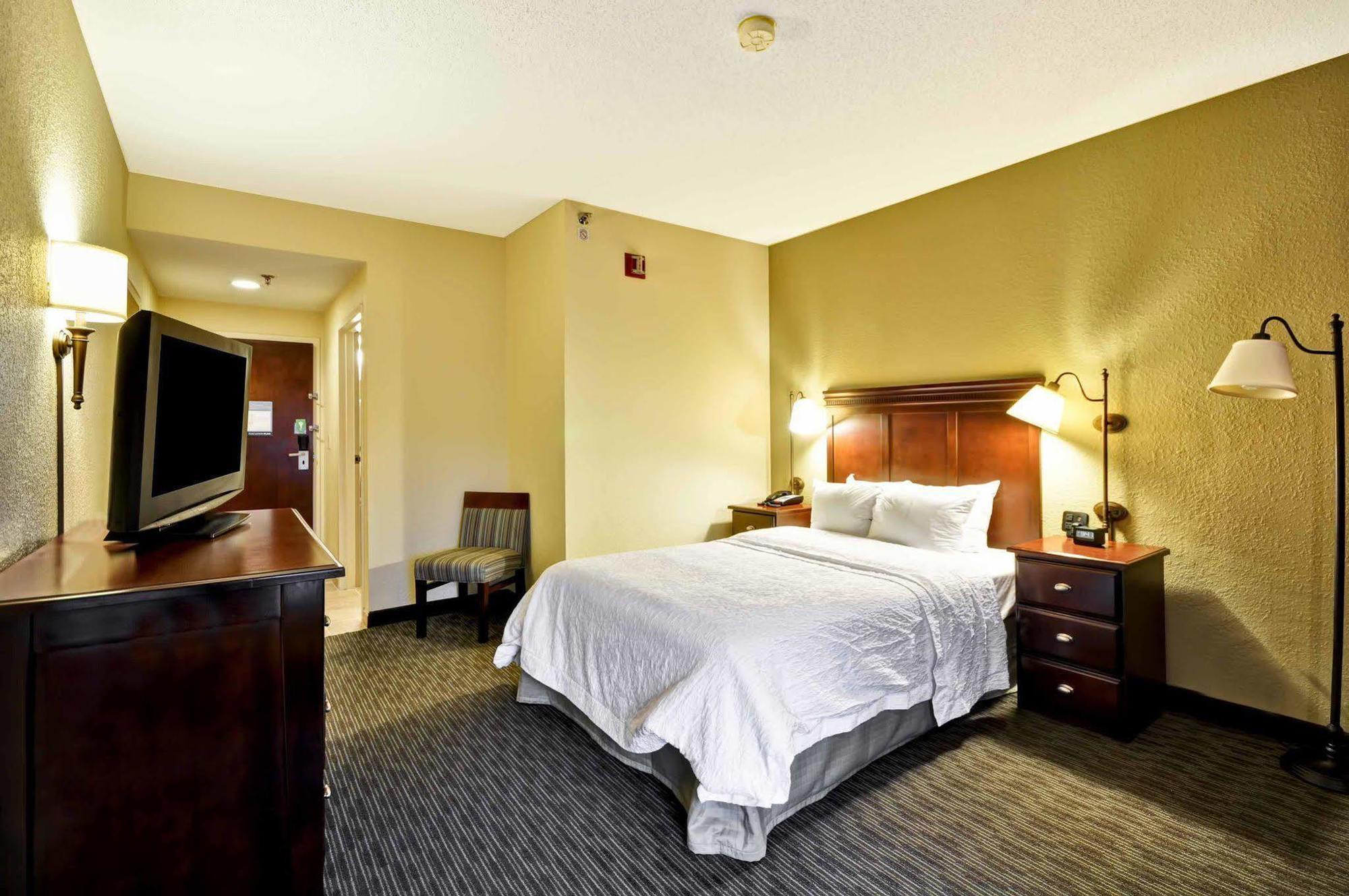 Hampton Inn Charlotte-גסטוניה מראה חיצוני תמונה